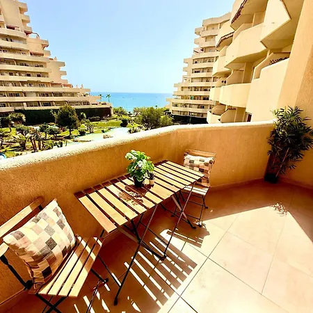 Benalbeach With Sea & Garden View Benalmádena