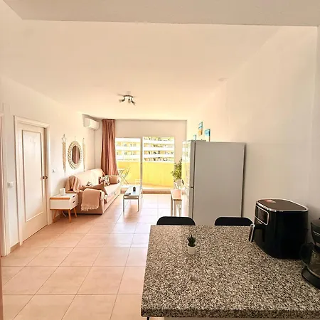 Benalbeach With Sea & Garden View Apartament *