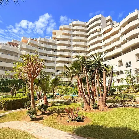 Benalbeach With Sea & Garden View Benalmádena