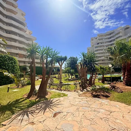 Benalbeach With Sea & Garden View Apartament Benalmádena
